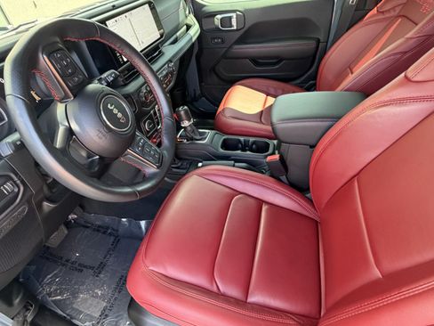 Used 2024 Jeep Wrangler Unlimited Rubicon 392 AWD/4WD image 4