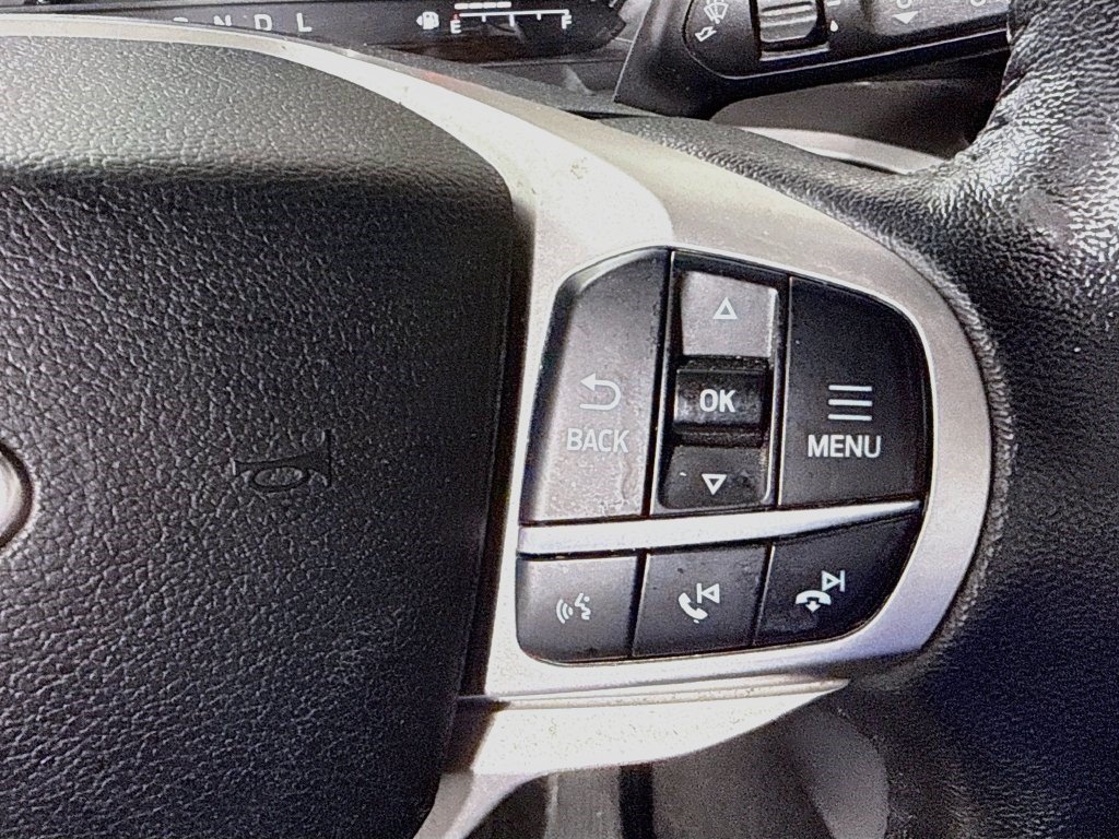 Used 2021 Ford Explorer XLT w/ Equipment Group 202A RWD image 14