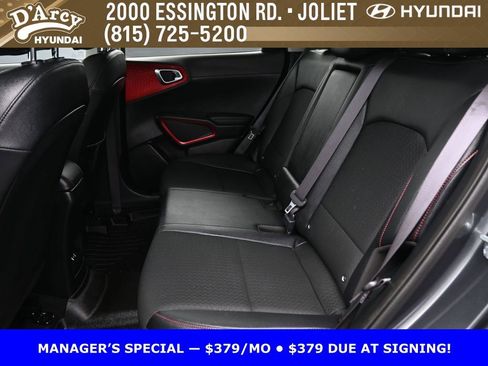 Used 2023 Kia Soul GT-Line image 11