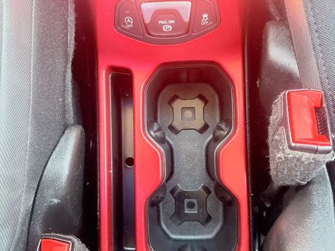 Used 2019 Jeep Renegade Trailhawk w/ LED Lighting Group AWD/4WD image 30