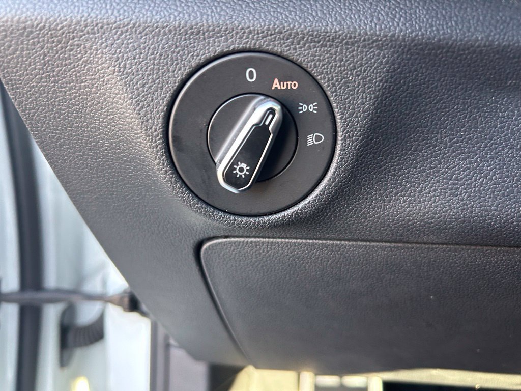Certified 2024 Volkswagen Jetta Sport FWD image 24