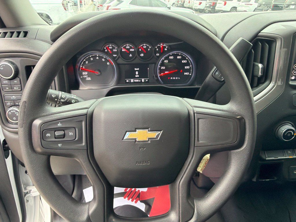 Used 2021 Chevrolet Silverado 1500 Custom AWD/4WD image 22