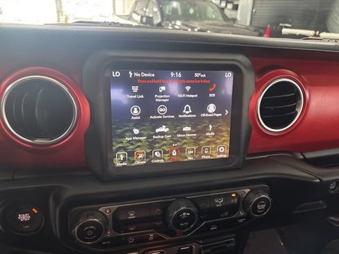 Used 2022 Jeep Gladiator Rubicon AWD/4WD image 22