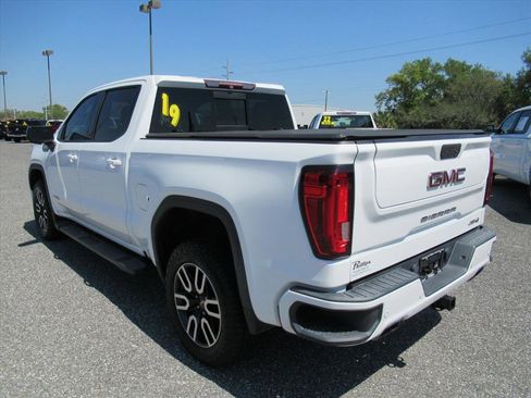 Used 2019 GMC Sierra 1500 AT4 w/ AT4 Premium Package image 5