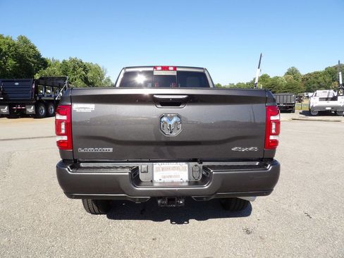 Used 2024 RAM 2500 Laramie w/ Safety Group AWD/4WD image 6