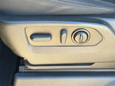 Used 2021 GMC Sierra 1500 Elevation image 20