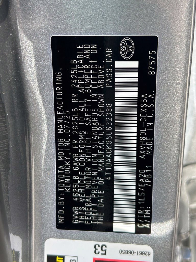 Used 2025 Toyota Camry SE FWD image 50