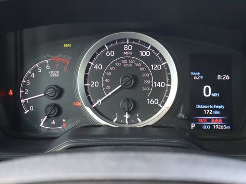 Used 2021 Toyota Corolla LE w/ LE Convenience Package FWD image 32