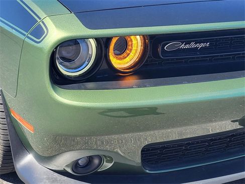 Used 2022 Dodge Challenger R/T Scat Pack w/ T/A Package image 5