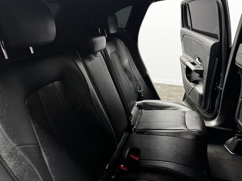 Used 2021 Mercedes-Benz GLA 250 image 50