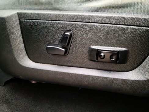 Used 2018 RAM 1500 Big Horn image 16