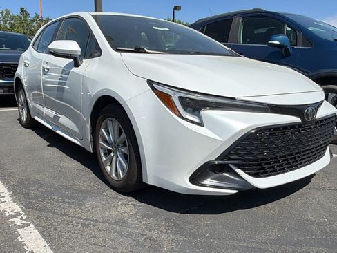 Used 2023 Toyota Corolla SE FWD image 1