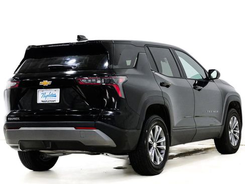 Used 2025 Chevrolet Equinox LT image 6