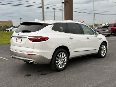 Used 2020 Buick Enclave Premium w/ Sun and Sites Package AWD/4WD image 7