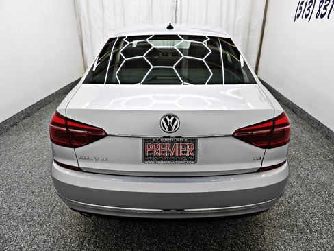 Used 2017 Volkswagen Passat 1.8T SE image 5