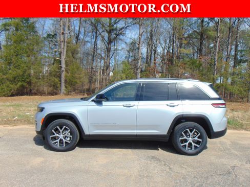 New 2025 Jeep Grand Cherokee Limited image 2