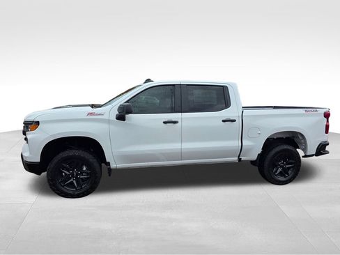 New 2026 Chevrolet Silverado 1500 Custom Trail Boss AWD/4WD image 3