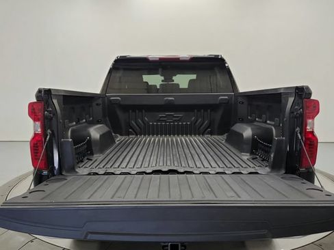 Used 2025 Chevrolet Silverado 1500 LT AWD/4WD image 29