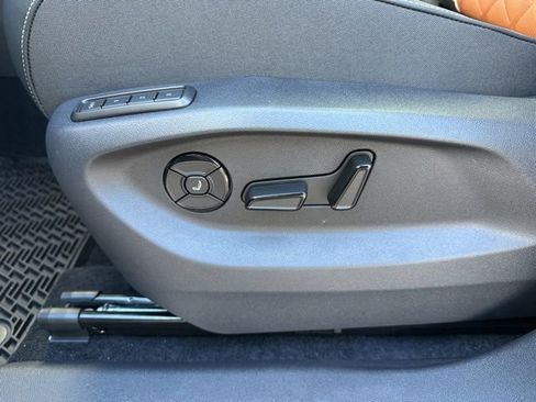 New 2026 Volkswagen Tiguan SEL R-Line image 15