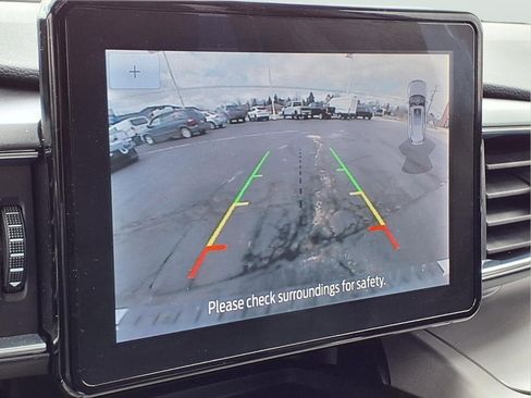 Used 2023 Ford Explorer XLT w/ Equipment Group 202A image 20