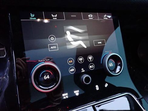 Used 2020 Land Rover Range Rover Velar R-Dynamic S image 19