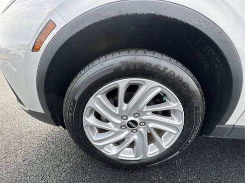 Used 2023 Lincoln Corsair FWD image 10