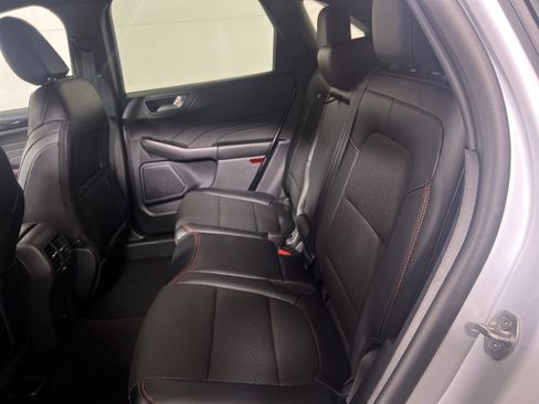 Used 2025 Ford Escape ST-Line w/ Equipment Group 301A image 23