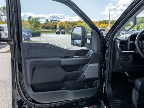 New 2026 Ford F350 Lariat w/ Black Appearance Package image 34
