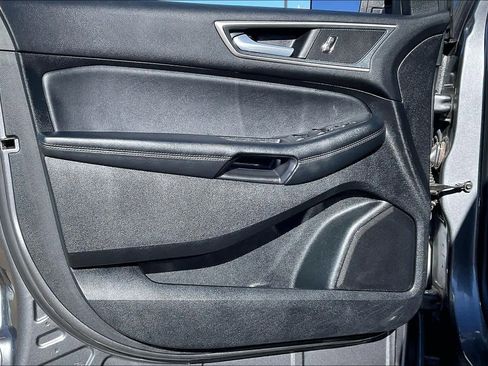 Used 2024 Ford Edge SEL image 22