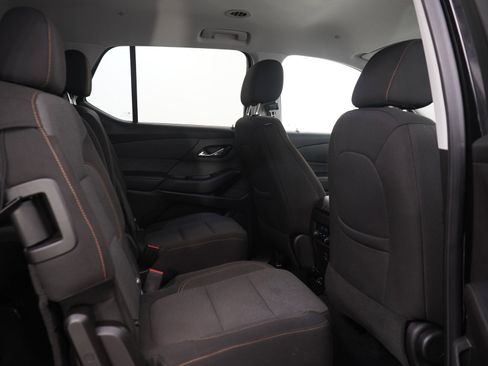 Used 2021 Chevrolet Traverse LT AWD/4WD image 14