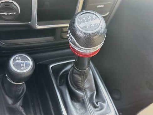 Used 2018 Jeep Wrangler Sport AWD/4WD image 20