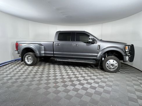 Used 2021 Ford F450 XLT w/ XLT Premium Package image 5