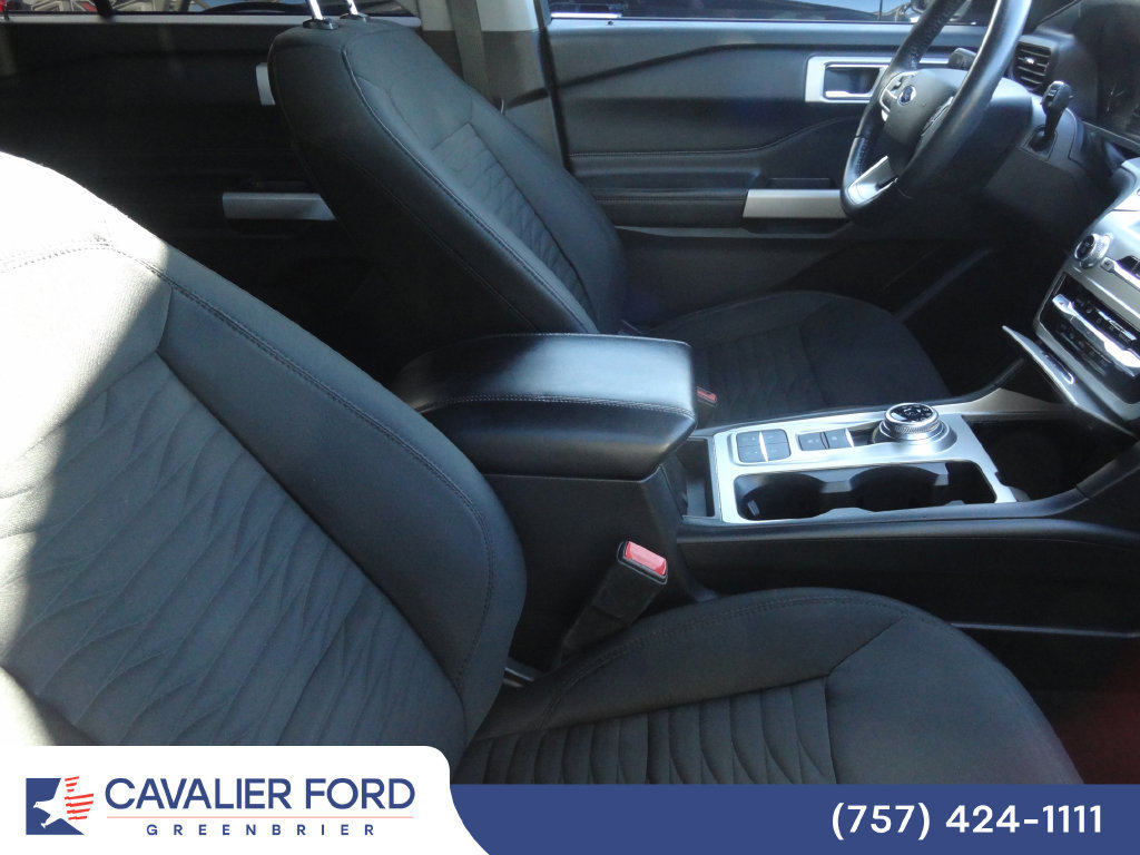 Used 2021 Ford Explorer XLT RWD image 9