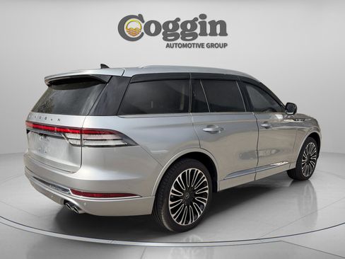 Used 2024 Lincoln Aviator Black Label w/ Dynamic Handling Package image 6
