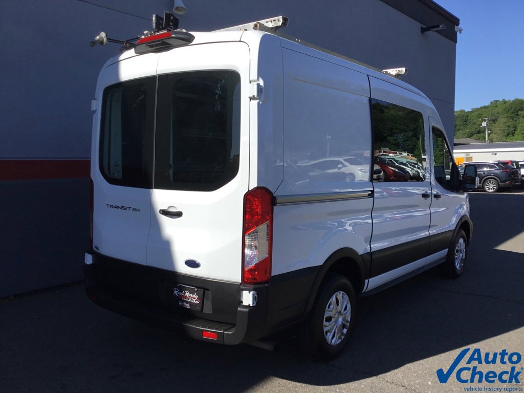 Used 2020 Ford Transit 250 Medium Roof w/ Load Area Protection Package RWD image 10