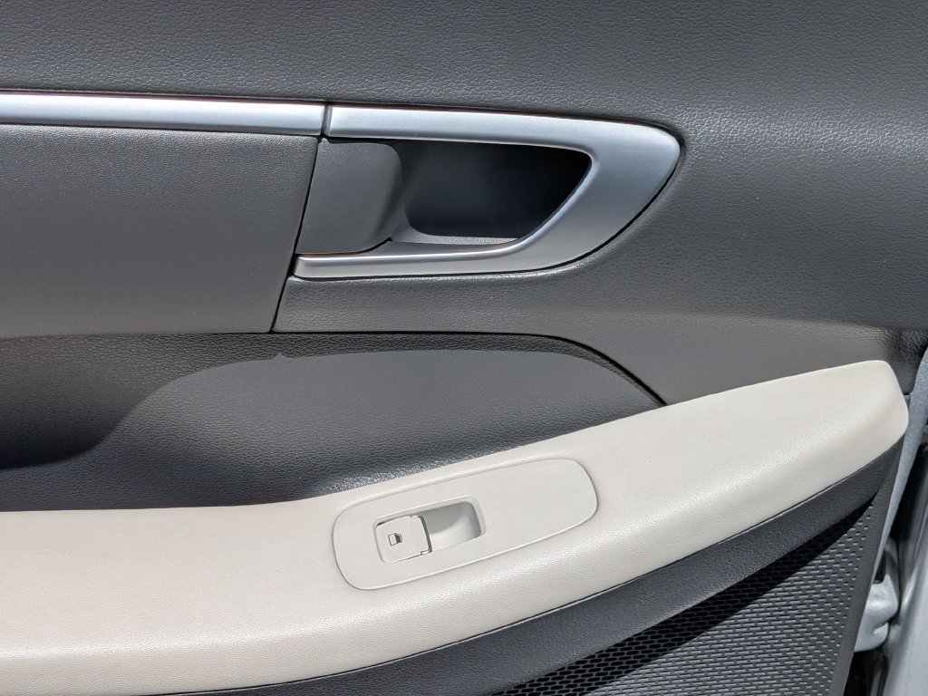 Used 2025 Hyundai Sonata SEL FWD image 26