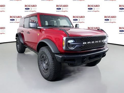 New 2025 Ford Bronco Badlands w/ Sasquatch Package image 1