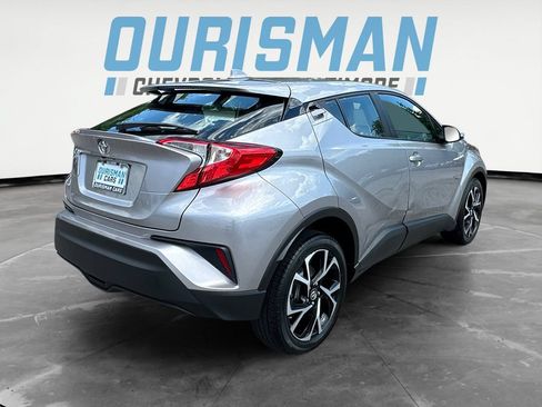 Used 2019 Toyota C-HR XLE FWD image 6