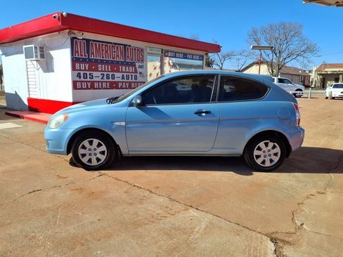 Used 2009 Hyundai Accent GS w/ Popular Equipment Pkg 2 image 3