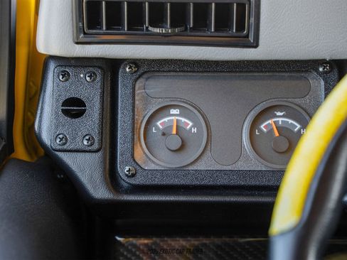 Used 2001 HUMMER H1 4-Door Wagon image 25