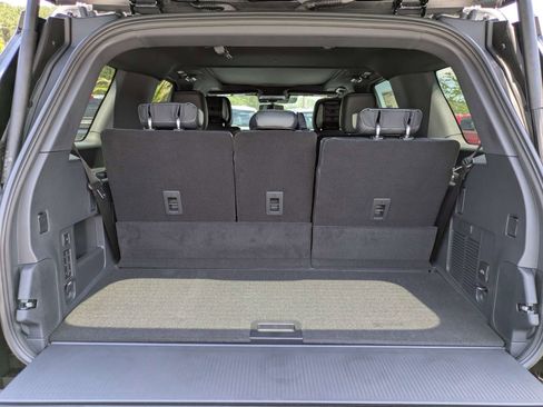 New 2026 Ford Expedition Platinum w/ Stealth Performance Package AWD/4WD image 5