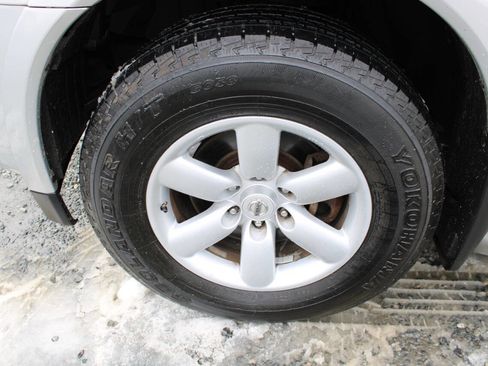 Used 2010 Nissan Armada SE image 29