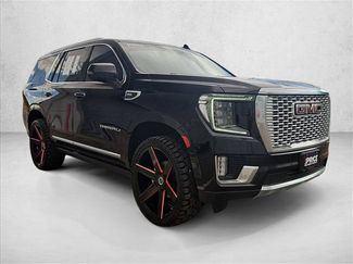 Used 2021 GMC Yukon Denali w/ Denali Ultimate Package AWD/4WD video 3