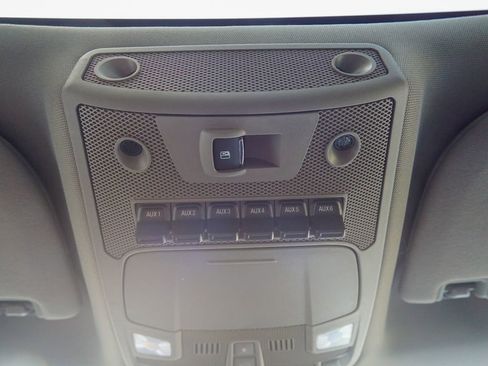 Used 2020 Ford F250 Lariat w/ Lariat Ultimate Package AWD/4WD image 37