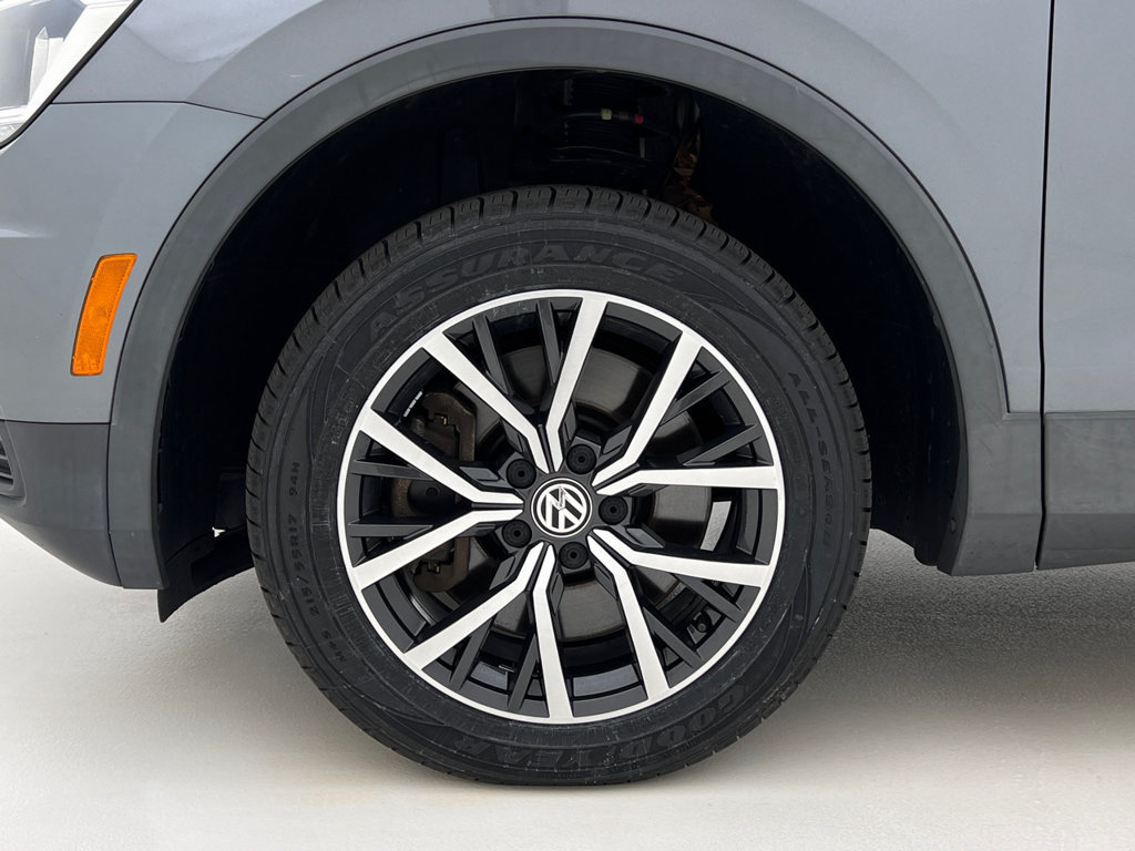 Used 2019 Volkswagen Tiguan SE AWD/4WD image 26