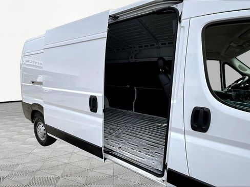 Used 2023 RAM ProMaster 2500 FWD image 21