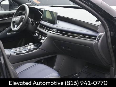 Certified 2026 INFINITI QX60 Sport w/ Dark Cargo Package AWD/4WD image 6