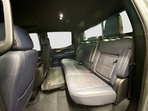 Used 2024 Chevrolet Silverado 1500 High Country w/ Technology Package image 28