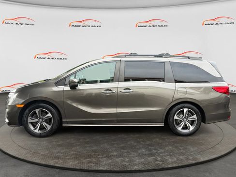 Used 2018 Honda Odyssey Touring image 7