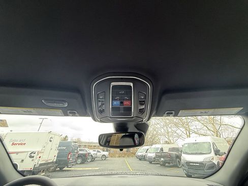 Used 2024 Jeep Grand Cherokee Limited w/ Trailer Tow Package image 27